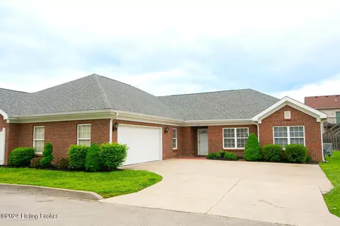 231 Bullitt Creek Dr, Shepherdsville, KY 40165
