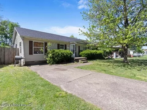 6814 James Madison Way, Louisville, KY 40272