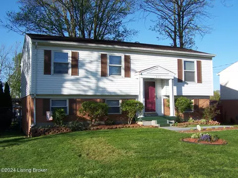 1081 Summitt Dr, Louisville, KY 40229