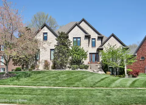 14903 Forest Oaks Dr, Louisville, KY 40245