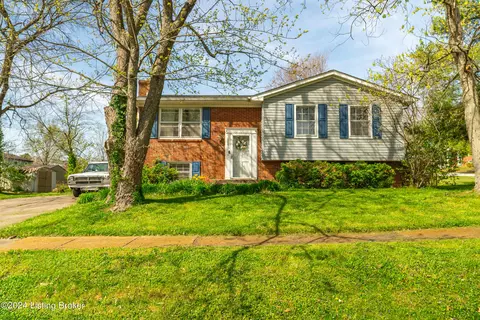800 Rockbridge Rd, Louisville, KY 40243