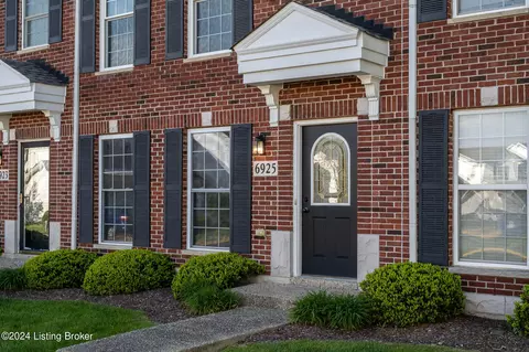 6925 Arbor Creek Dr, Louisville, KY 40228