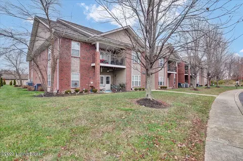 9103 Meadow Valley Ln #103, Louisville, KY 40291