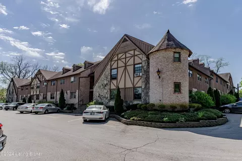 221 N Clifton Ave #26, Louisville, KY 40206