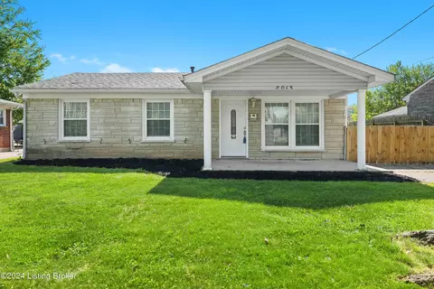 8013 Bramble Ln, Louisville, KY 40258