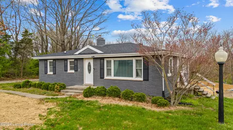 4113 Coopers Ln, Sellersburg, IN 47172
