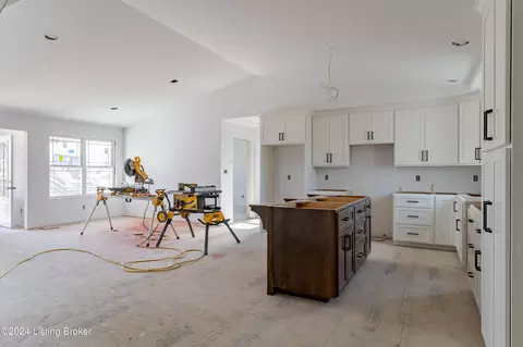 Kitchen - 14011 Bald Knob Rd, Frankfort, KY 40601 photo 5 of 5