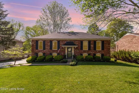 814 Exmoor Ave, Louisville, KY 40223