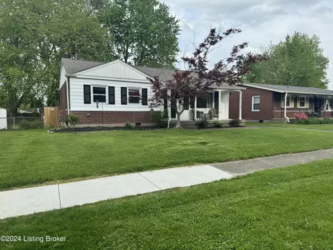3403 Calais Dr, Jeffersontown, KY 40299