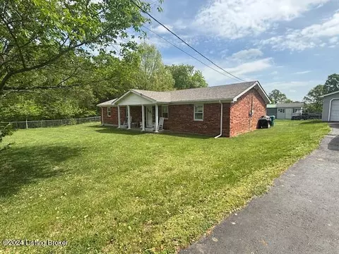 1104 Woodsdale Rd, Shepherdsville, KY 40165