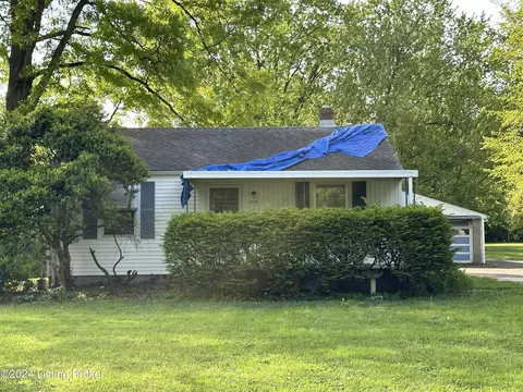 4306 Lambert Rd, Louisville, KY 40219