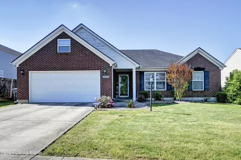 9556 Brooks Bend Rd, Louisville, KY 40258