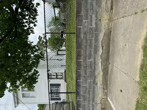 2027 Bank St, Louisville, KY 40203