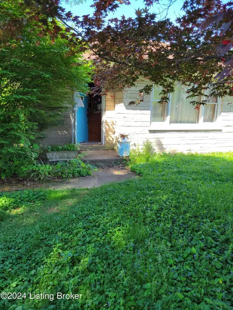 8610 Linda Rd, Louisville, KY 40219