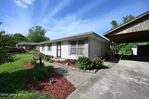1446 Ridgeway Dr, Jeffersonville, IN 47130