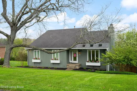 3902 Deer Lake Cir, Prospect, KY 40059