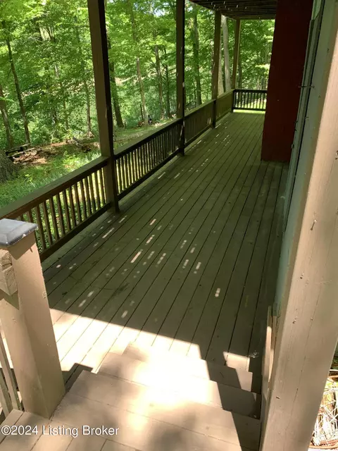 680 Tanglewood Ln, Mc Daniels, KY 40152 photo 13