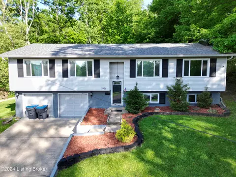 7405 Chant Ct, Louisville, KY 40214