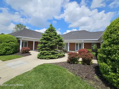 8411 Elsie Ct, Louisville, KY 40228
