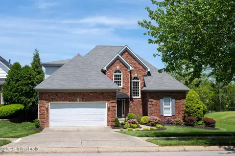 3124 Indian Lake Dr, Louisville, KY 40241