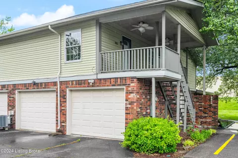 3015 Knollview Ct, Louisville, KY 40214