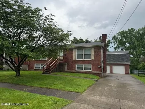 9906 Mccrea Ln, Louisville, KY 40229