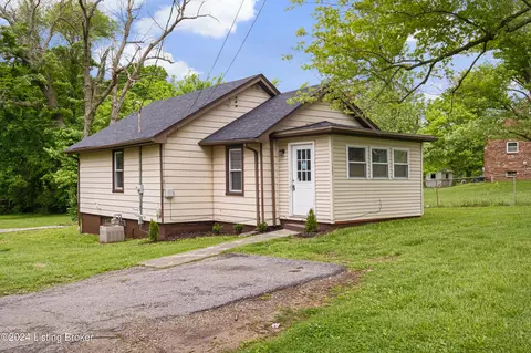 257 W Vine St, Radcliff, KY 40160