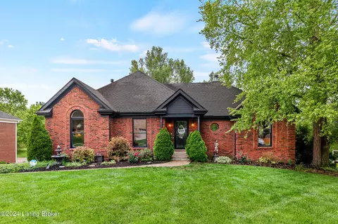 12318 Warner Dr, Goshen, KY 40026