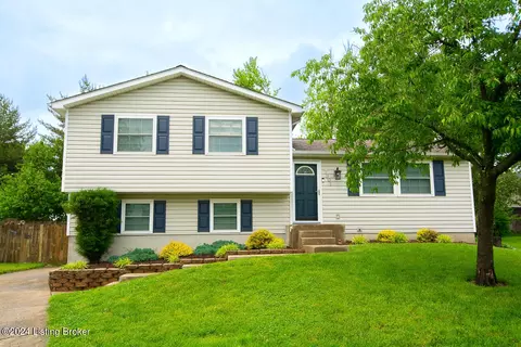 7301 Jonathan Way, Louisville, KY 40228
