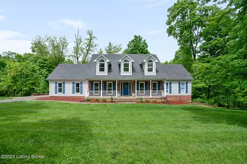4714 Grand Dell Dr, Crestwood, KY 40014