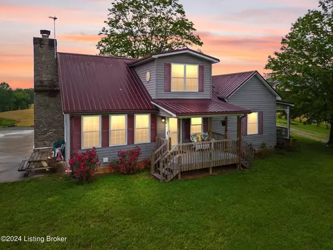 12495 Hardyville Rd, Canmer, KY 42722