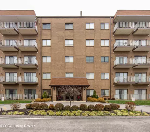 3030 Breckenridge Ln #220, Louisville, KY 40220