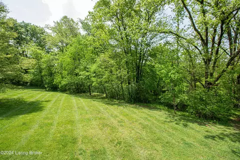 Exterior - 276 Yates Ln, Pendleton, KY 40055 photo 10 of 11