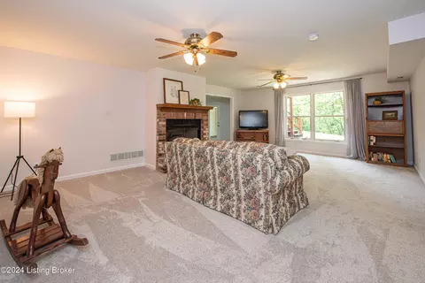 Living - 276 Yates Ln, Pendleton, KY 40055 photo 5 of 5