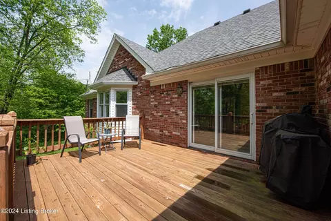 Exterior - 276 Yates Ln, Pendleton, KY 40055 photo 8 of 11