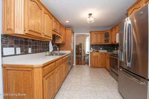 Kitchen - 276 Yates Ln, Pendleton, KY 40055 photo 5 of 5