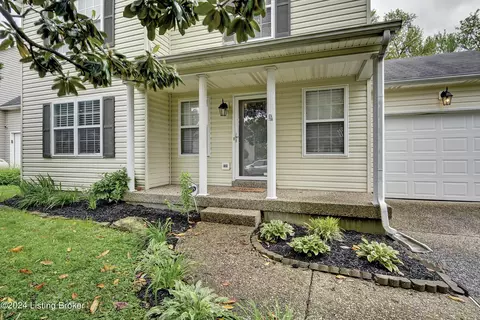4302 Hickoryview Dr, Louisville, KY 40299