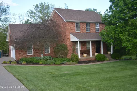 2319 Courtney Dr, La Grange, KY 40031