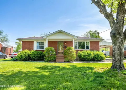 2334 Embassy Ln, Louisville, KY 40216