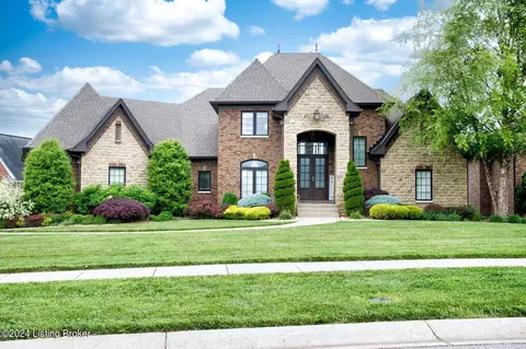5214 Pebble Creek Pl, Louisville, KY 40241