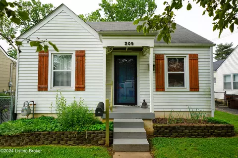 209 Staebler Ave, Louisville, KY 40207