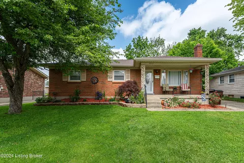4913 Rockaway Cir, Louisville, KY 40216