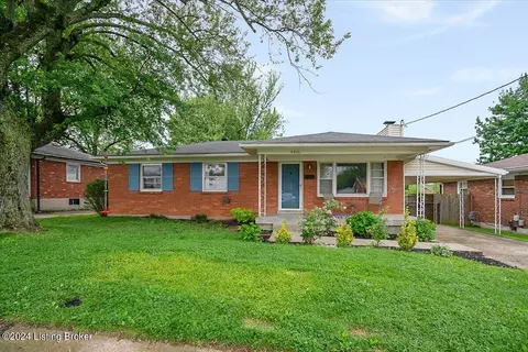4406 Mullaney Ct, Louisville, KY 40229