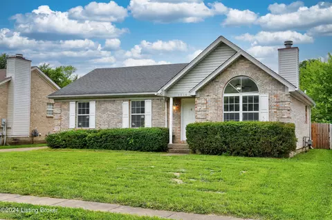 6216 Serenity Ct, Louisville, KY 40219