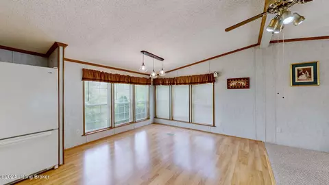 Dining - 4265 Trinity Ln, Pendleton, KY 40055 photo 3 of 3