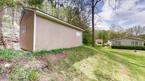 Exterior - 4265 Trinity Ln, Pendleton, KY 40055 photo 11 of 13