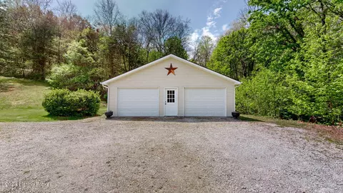 Exterior - 4265 Trinity Ln, Pendleton, KY 40055 photo 3 of 13