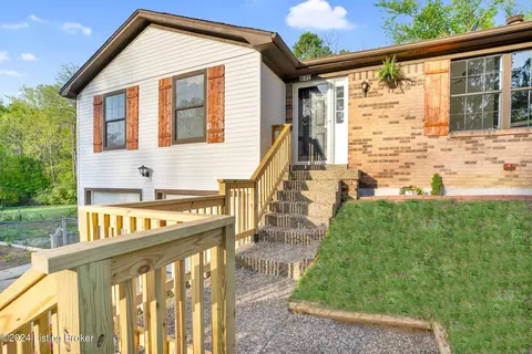 11004 Walbridge Ct, Louisville, KY 40299