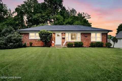 7804 Gayeway Dr, Louisville, KY 40219