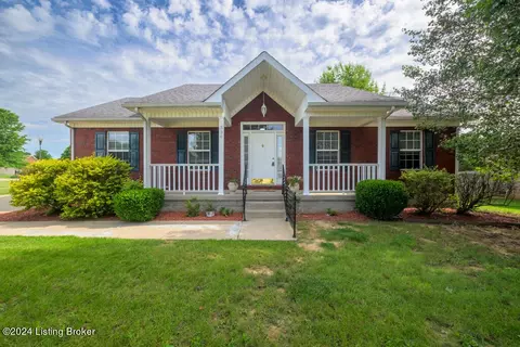 336 Forest Ridge Dr, Mount Washington, KY 40047